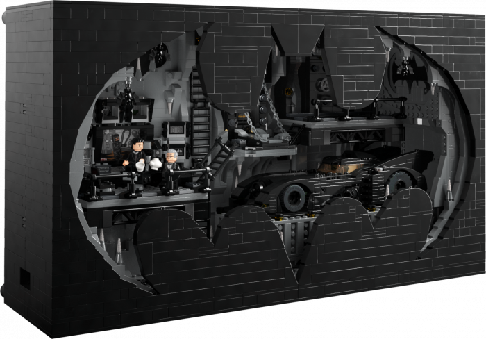 LEGO DC Batman Batcave Shadow Box