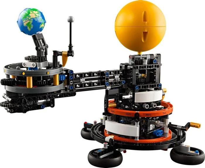 LEGO Technic Planet Earth and Moon in Orbit